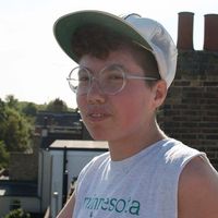 Caspar Jade H的照片