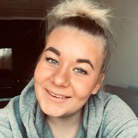 Christine Bekkeli的照片