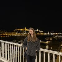 Ana Šömen的照片