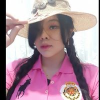 Febia Norisfa's Photo