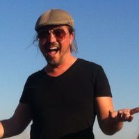 Nik Barrell的照片