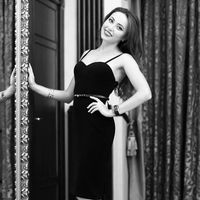 Yulia Shkaberda的照片