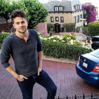 Mark Drelich的照片