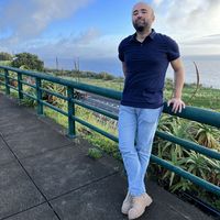 Hussein  Akel的照片