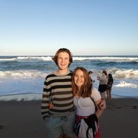 Croudace Triplets的照片