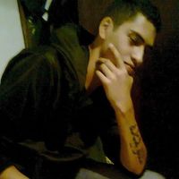 Kenyi Salvatore的照片