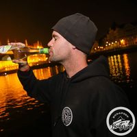 Colin Van Der Heiden的照片