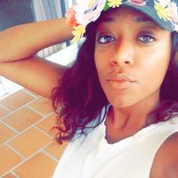 Deotille mbila的照片