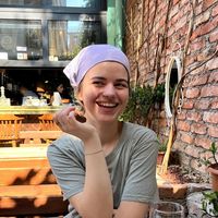 Enise Eyupoglu's Photo