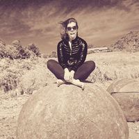 Marine Monpertuis的照片