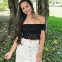 Camila  Pires Alves's Photo