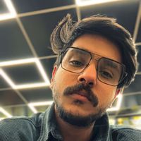 Photos de Akhil Sibi