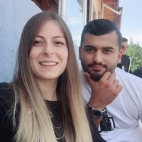 Gül Tanrıkulu的照片