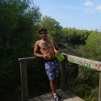 Luis L. Garcia的照片