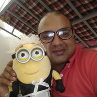 Varun Dhaundiyal的照片