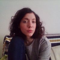 Maya Makádi的照片