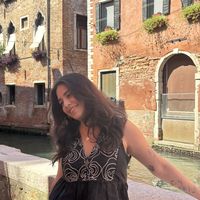 Brunella Bardales的照片