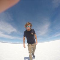 Toby Rundle的照片