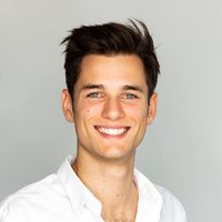 Alex Bitomsky的照片