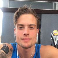 Charles Tessier的照片