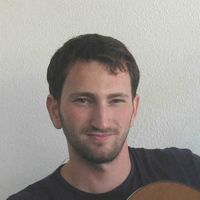 Itai Sharet的照片