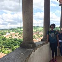 Moriah Barrow的照片