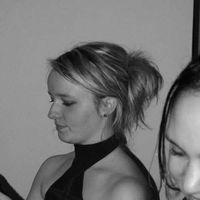 Betty Pierre的照片