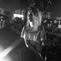 Nari Narimene的照片