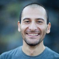 Zohrab Bauer的照片