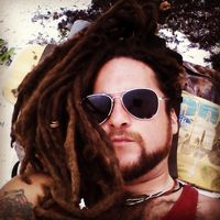 Charles harris的照片