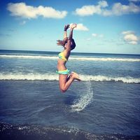 Kren Herrera M's Photo