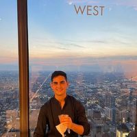 Carlos Sanchez的照片