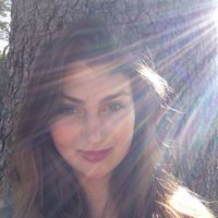 Chloe Lowney的照片