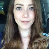 Almila Özten的照片