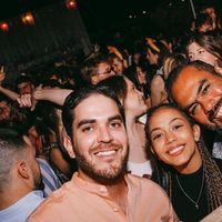 Alejandro Laru的照片