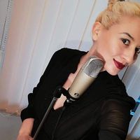 Anna Boradjieva的照片