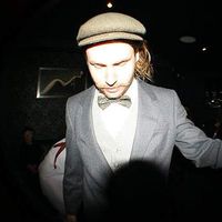 Fotos de Kreszent Bindu