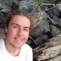 Leon Rahimi的照片