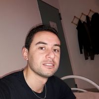 Mohsene Chelirem的照片