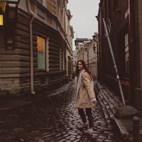 Alesya Khamichonak's Photo