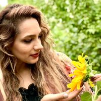 Fotos de Fazi Yousefian