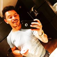 Matias Caro的照片