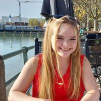 Angelina Zeller的照片