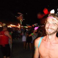 Eric Larsen的照片