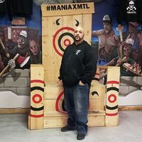 Maxwell Lyon的照片