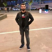 Shah Khurshid的照片