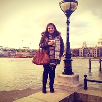 Emma Khoury的照片