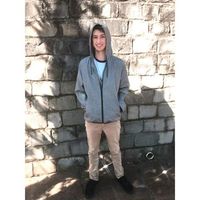 Gabriel Barden的照片