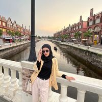 Fotos von Jovida Afranisa