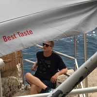 Vatroslav  Čižmek的照片